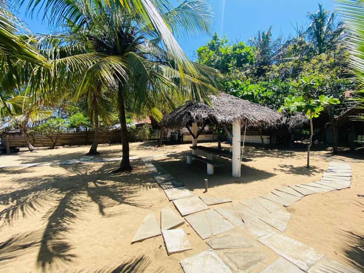 Air Lush Beach Cabanas Arugam Bay Bagian luar foto
