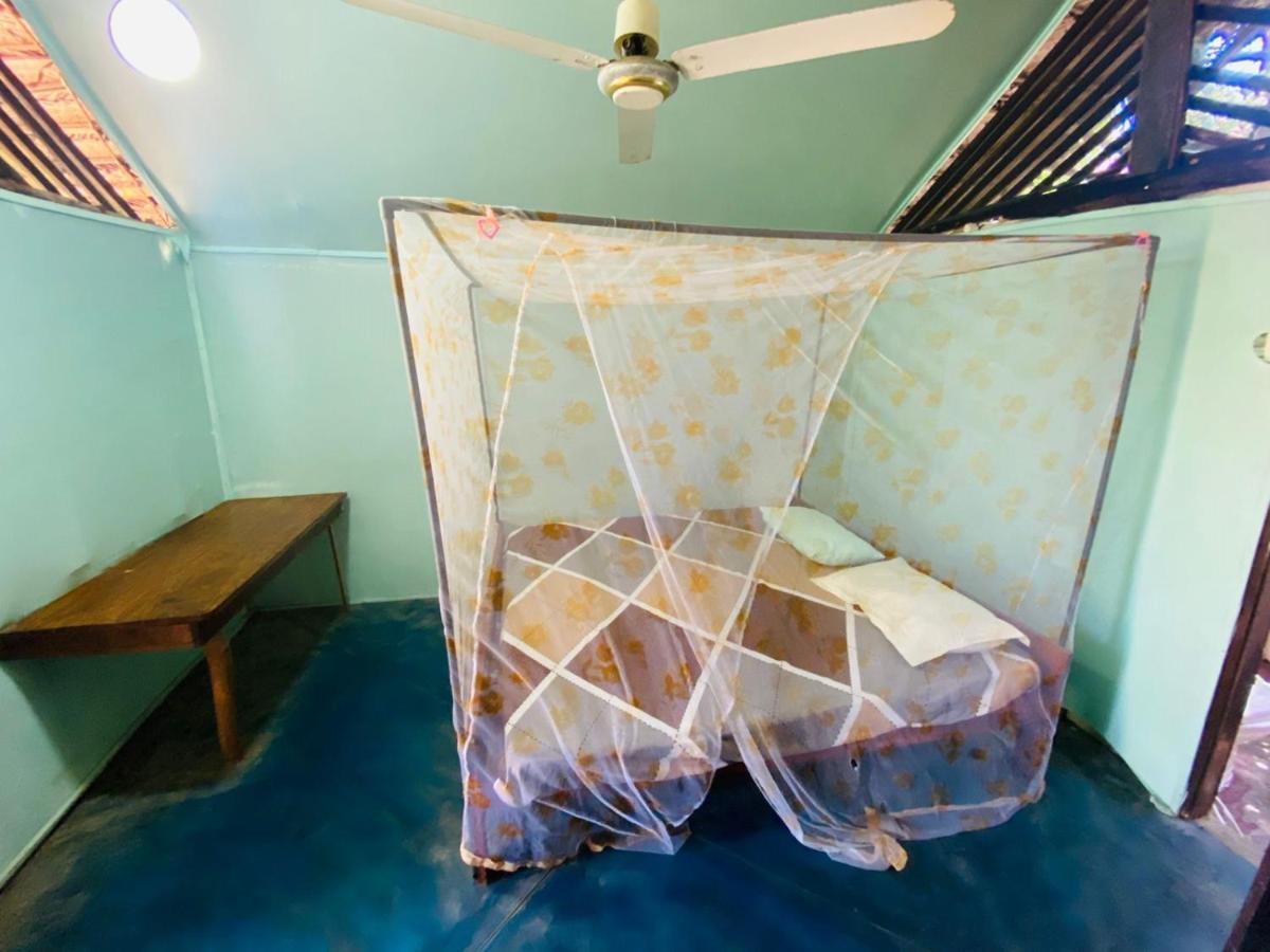 Air Lush Beach Cabanas Arugam Bay Bagian luar foto
