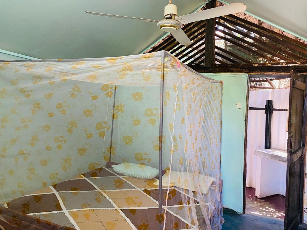 Air Lush Beach Cabanas Arugam Bay Bagian luar foto